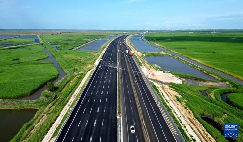 京哈高速公路改擴建工程盤錦段主線貫通